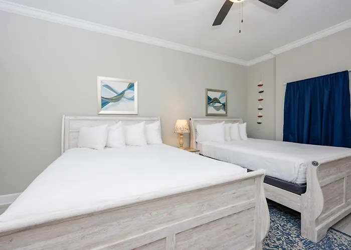 Phoenix Gulf Towers 1007 Apartment *