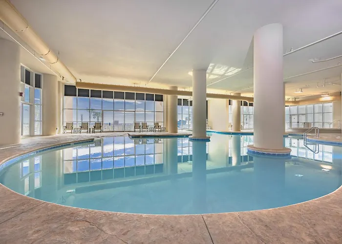 Phoenix Gulf Towers 1007 Apartment